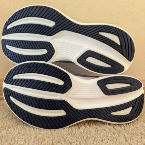 Saucony Women's Ride 17 Running Shoes, Size 8B (Medium) - Picture 2 of 4